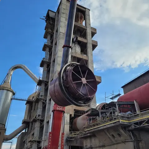 Limak Çimento Sanayii ve Ticaret A.Ş. Ergani Fabrikası Diyarbakır / Turquie