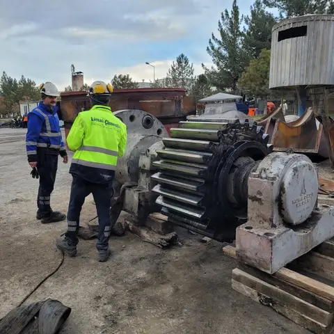 Limak Çimento Sanayii ve Ticaret A.Ş. Ergani Fabrikası Diyarbakır / Turquie